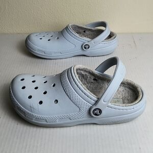 CROCS Classic Faux Fur Lined Clogs Sandals Shoes ICE Blue Unisex W- 9/ M- 7